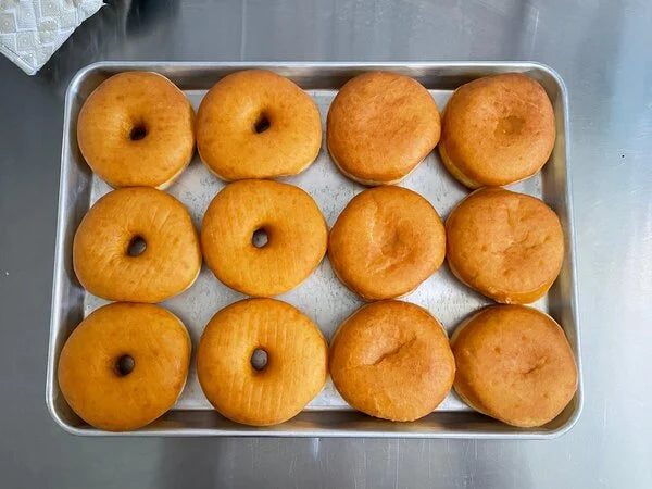 Baking Sheet Pan - (13" x 18") Commercial Grade 19-Gauge Aluminum, Anti-Warp Construction, Restaurant Quality Cookie Sheet for Home Baking