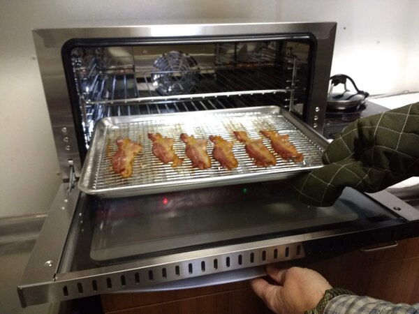 Baking Sheet Pan - (13" x 18") Commercial Grade 19-Gauge Aluminum, Anti-Warp Construction, Restaurant Quality Cookie Sheet for Home Baking