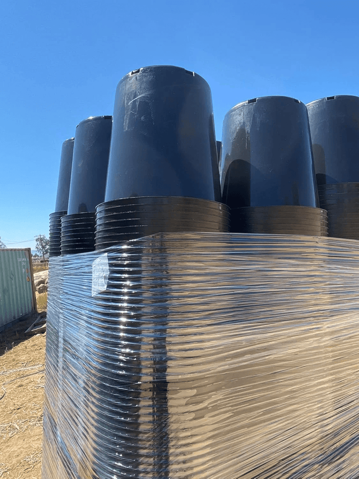 15 Gallon Heavy Duty Nursery Pots – Commercial Grade Black Plastic Plant Containers - Stacked