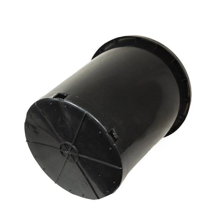 Top view of 7-gallon nursery pot showing root space